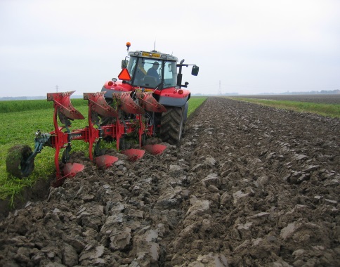 Agrometius-GeoPlough-Ploegbesturing-01-masseyferguson