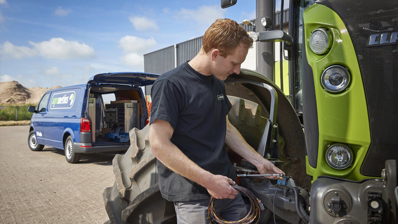 Service_engineer
